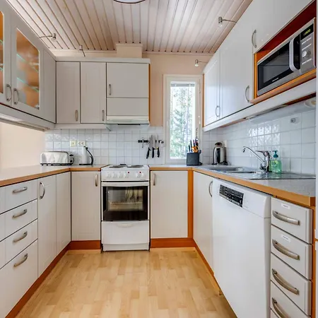 Maentyhovi Incl Washing Machine, Jacuzzi For Extra Fee, Summer Kitchen Extra Fee Alpstuga